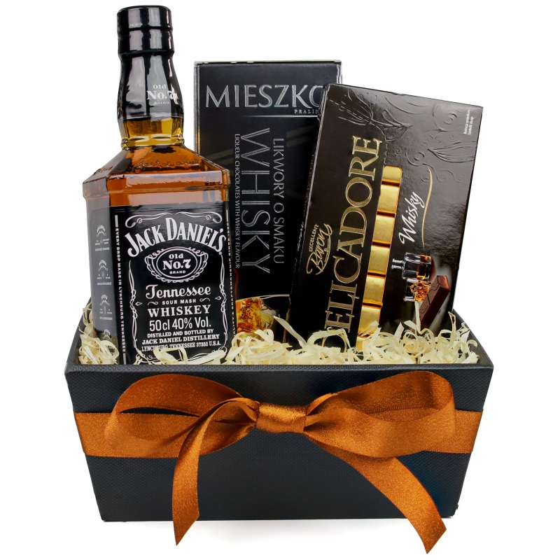 Zaskocz swoich bliskich koszem na wyjątkową okazję - Zestaw prezentowy Jack z whisky